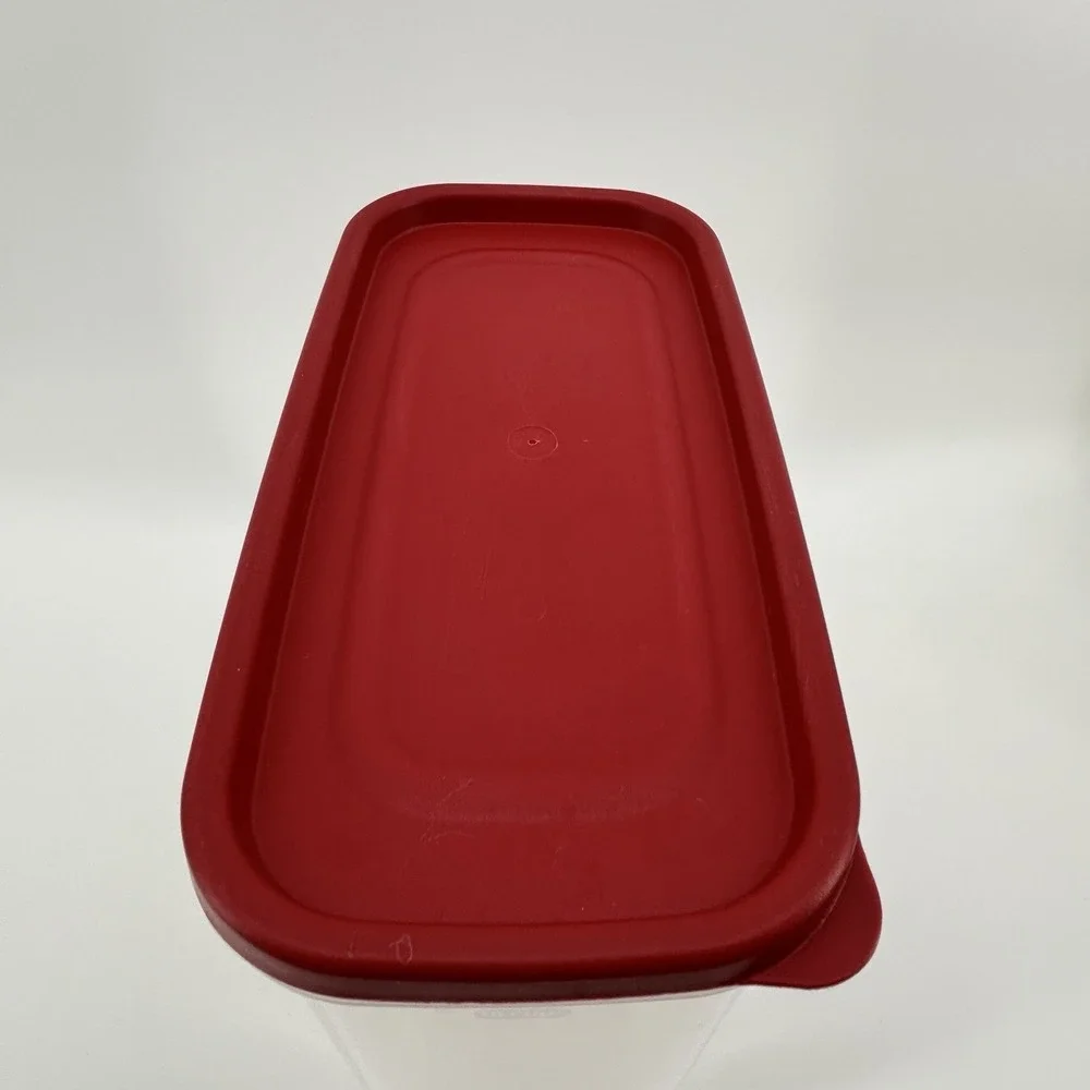 Rubbermaid Red‎ 21 Cup Modular Dry Food Container with Lid